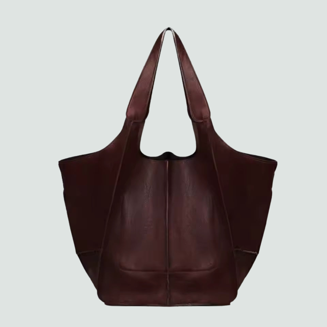 Laura’s Timeless Allure | Vintage Bag