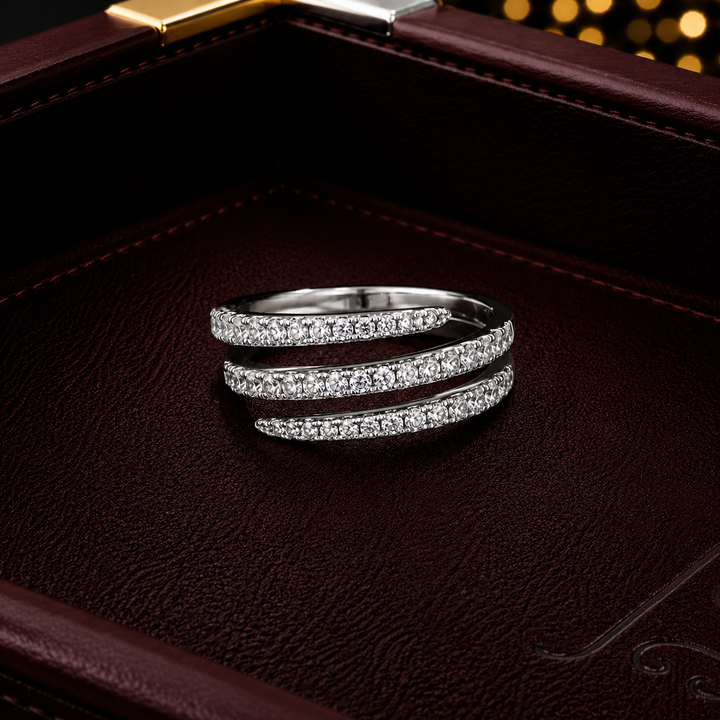 Thessaly | Diamonds Ring