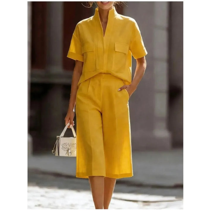 Luisa | Short Sleeve Shirt with Collar and Casual Shorts