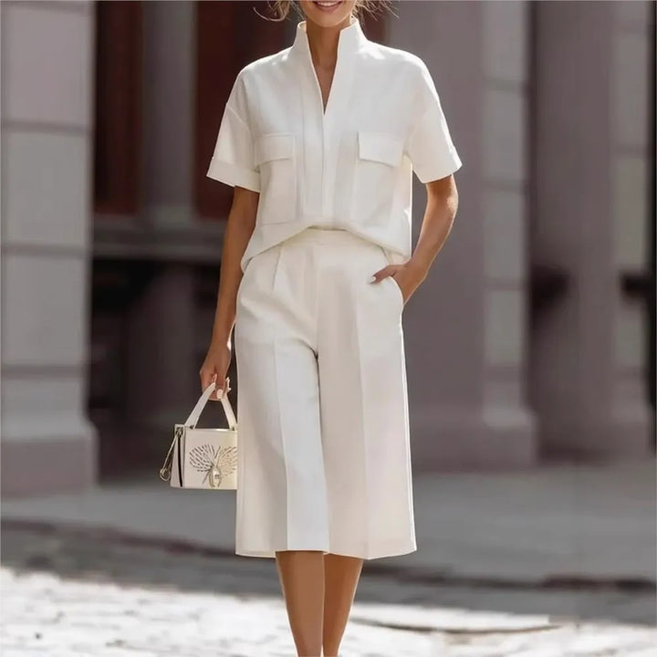 Luisa | Short Sleeve Shirt with Collar and Casual Shorts