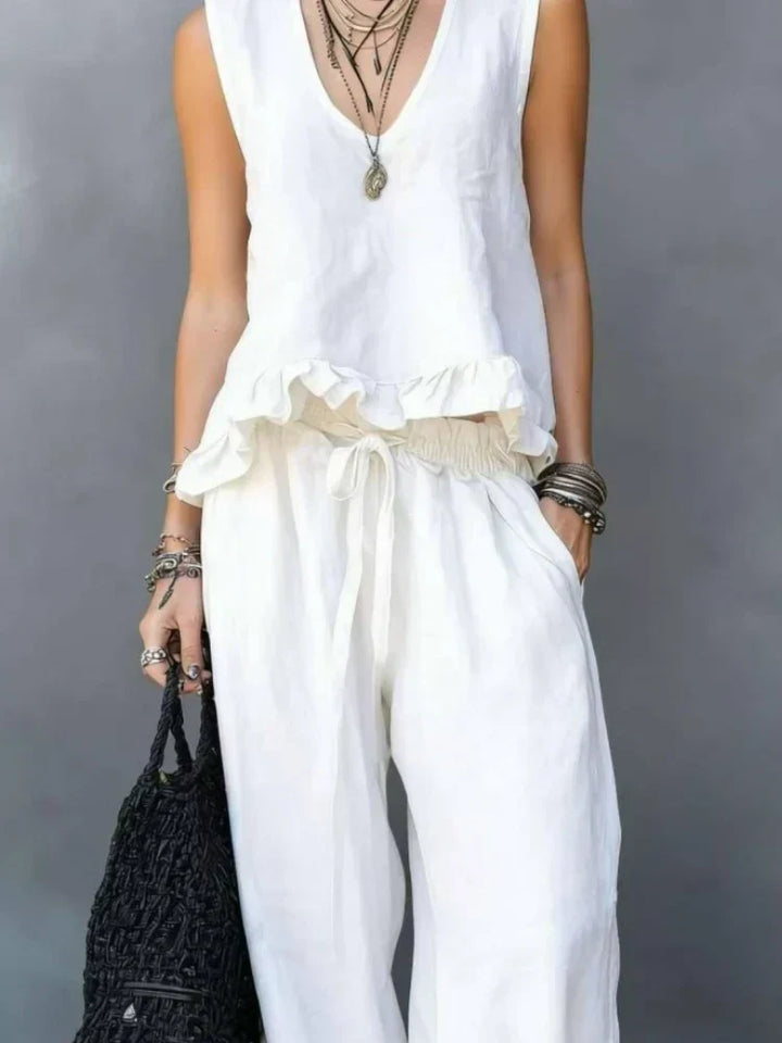 Clara | Two-Piece Pant Set with Sleeveless V-Neck Top and Ruffles