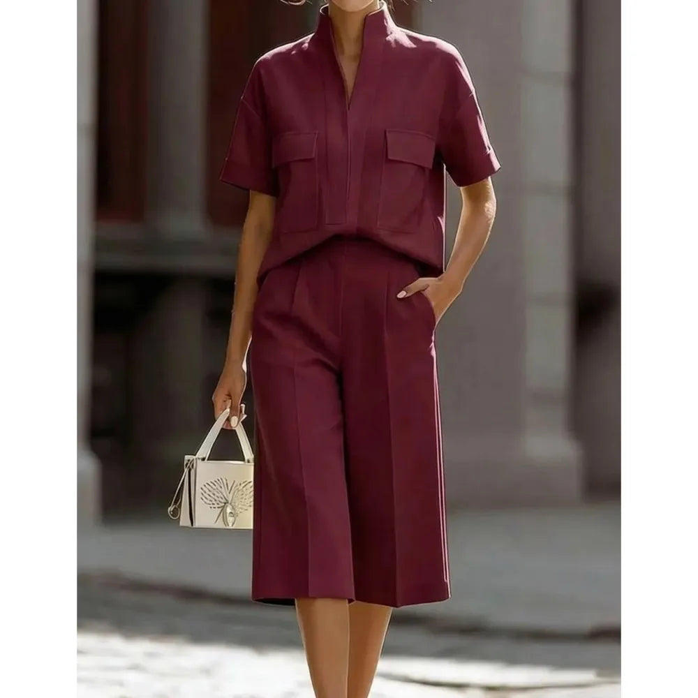 Luisa | Short Sleeve Shirt with Collar and Casual Shorts