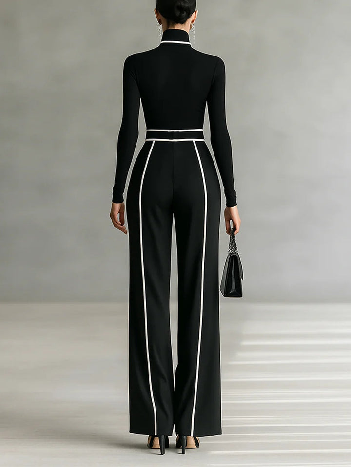 Vera™ | Elegant set with contrast detail