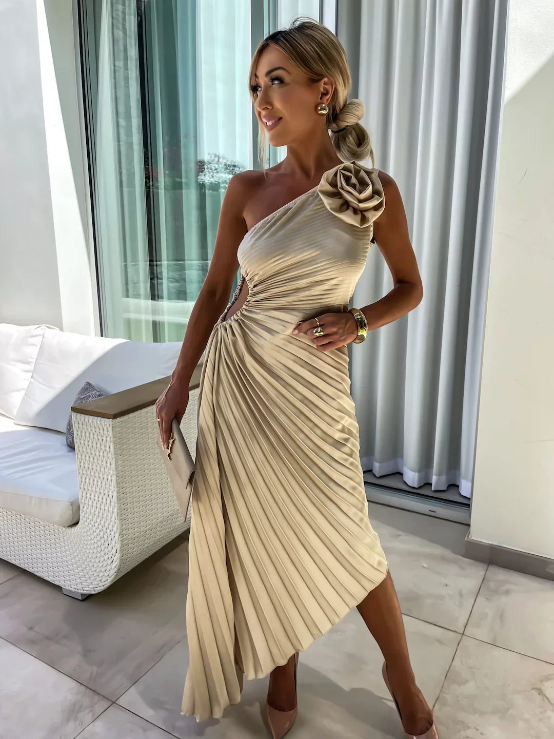 Dariella | Romantic Flower One Shoulder Dress
